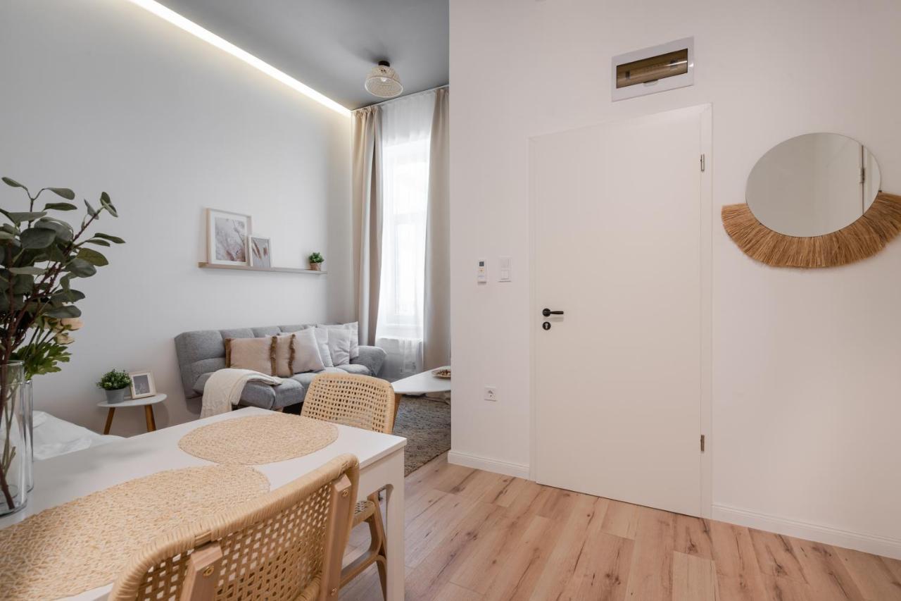 A62 - Akacfa Street Central Residence - Best Location By Bqa Budapest Exterior foto